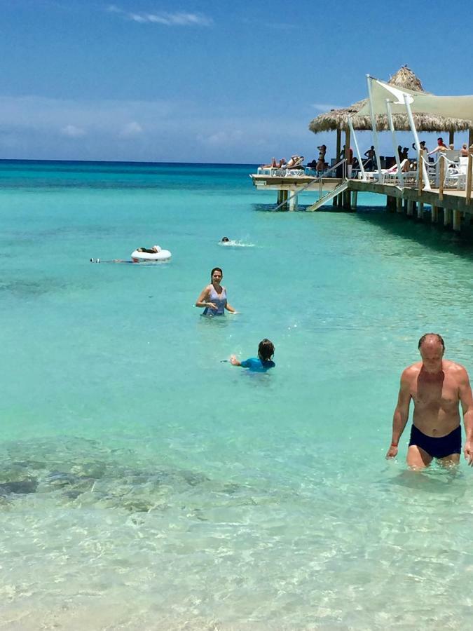 2Br Beach Apt @Cadaquescaribe Bayahibe Daire Dış mekan fotoğraf
